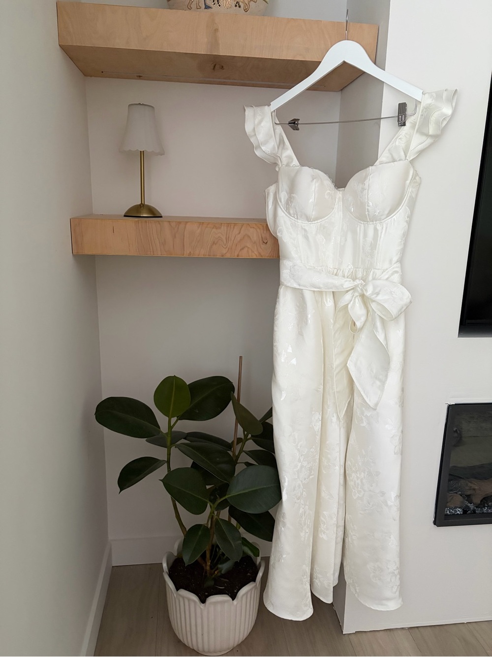 V. Chapman Cream Floral Midi Dress with Bow Waist